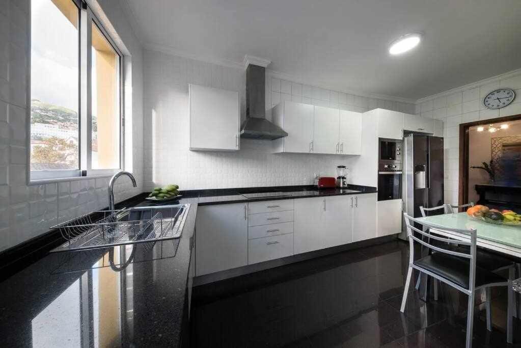 Alex Apartment Funchal  Extérieur photo